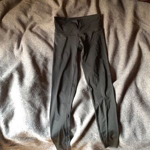 Teeki yoga pants